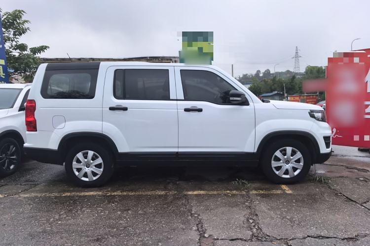 Used CHANGAN OSHAN X70A 2018 1.5L Manual Base Version Exterior 2