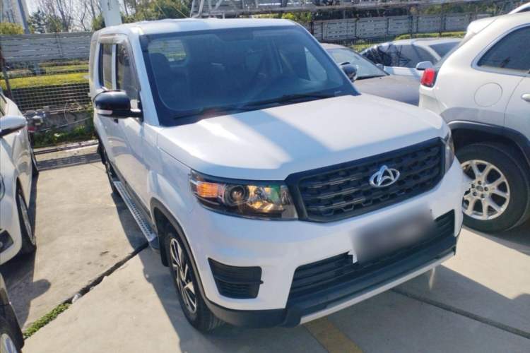 Used CHANGAN OSHAN X70A 2018 1.5L Manual Base Version Exterior 2