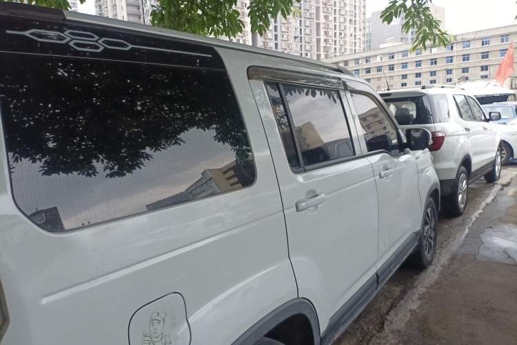 Used CHANGAN OSHAN X70A 2018 1.5L Manual Luxury Model Exterior 2