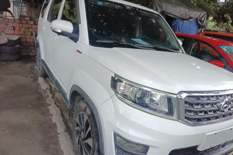 Used CHANGAN OSHAN X70A 2018 1.5L Manual Luxury Model Exterior 3
