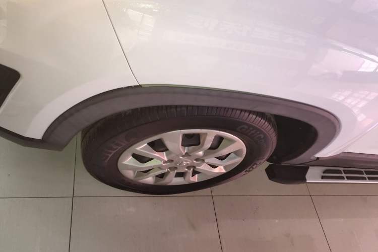 Used CHANGAN OSHAN X70A 2018 1.5L Manual Standard Edition Exterior 4