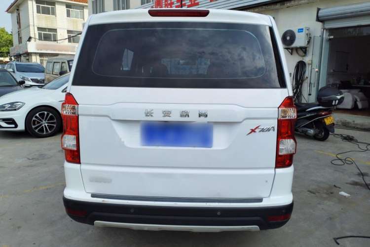 Used CHANGAN OSHAN X70A 2018 1.5L Manual Comfort Model Exterior 4
