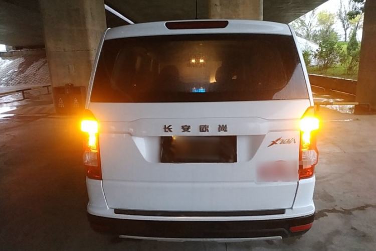 Used CHANGAN OSHAN X70A 2018 1.5L Manual Standard Edition Exterior 4