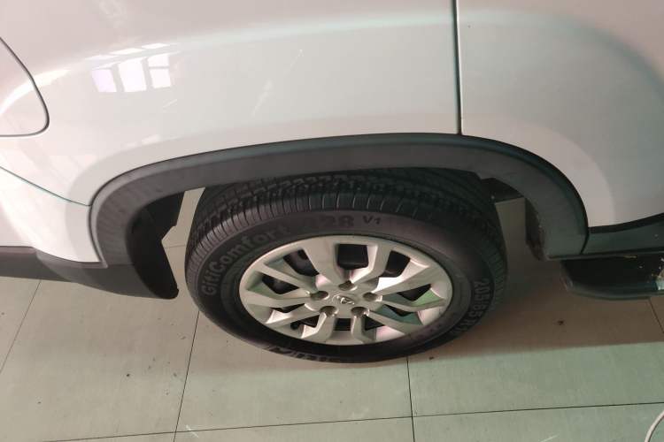 Used CHANGAN OSHAN X70A 2018 1.5L Manual Standard Edition Exterior 5