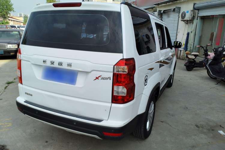 Used CHANGAN OSHAN X70A 2018 1.5L Manual Comfort Model Exterior 5