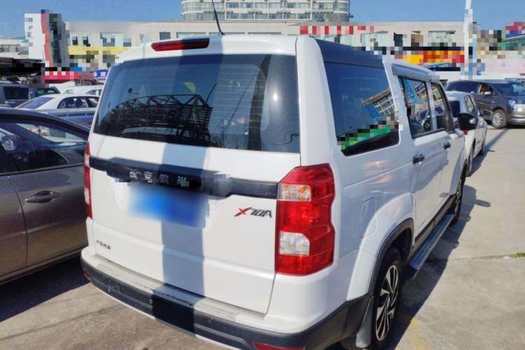Used CHANGAN OSHAN X70A 2018 1.5L Manual Base Version Exterior 5