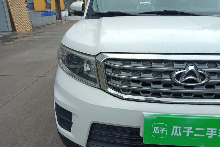 Used CHANGAN OSHAN X70A 2018 1.5L Manual Standard Edition Exterior 6