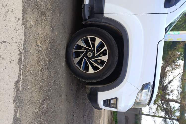 Used CHANGAN OSHAN X70A 2018 1.5L Manual Elite Version Exterior 7