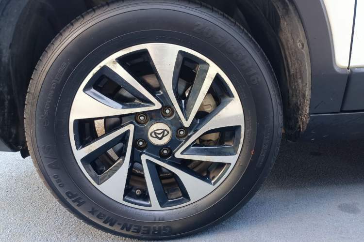 Used CHANGAN OSHAN X70A 2018 1.5L Manual Luxury Model Exterior 9