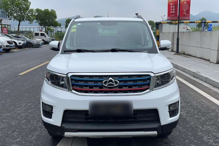Used CHANGAN OSHAN X70A 2018 1.5L Manual Elite Version Front