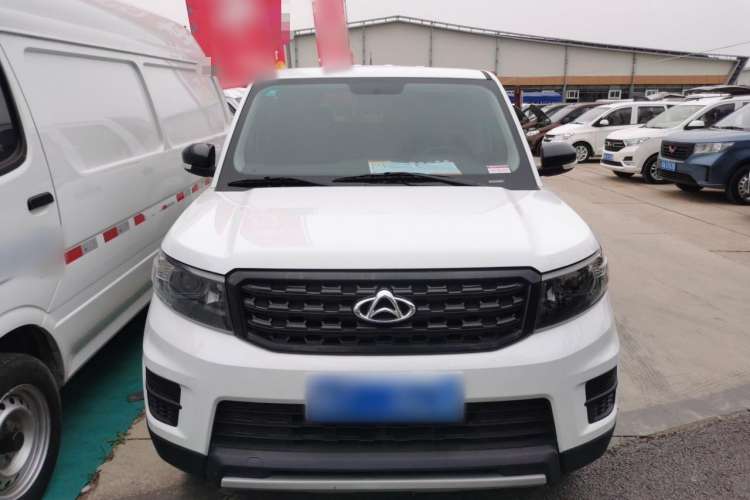 Used CHANGAN OSHAN X70A 2018 1.5L Manual Base Version Front