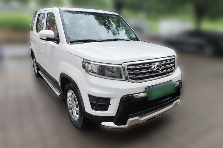 Used CHANGAN OSHAN X70A 2018 1.5L Manual Standard Edition Front Right 45 Deg