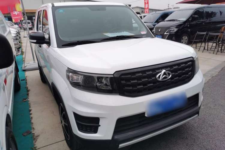 Used CHANGAN OSHAN X70A 2018 1.5L Manual Base Version Front Right 45 Deg