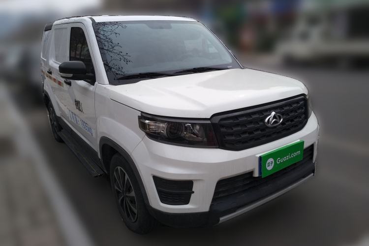 Used CHANGAN OSHAN X70A 2018 1.5L Manual Base Version Front Right 45 Deg