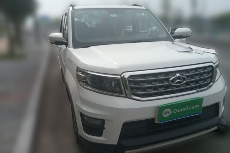 Used CHANGAN OSHAN X70A 2018 1.5L Manual Elite Version Front Right 45 Deg