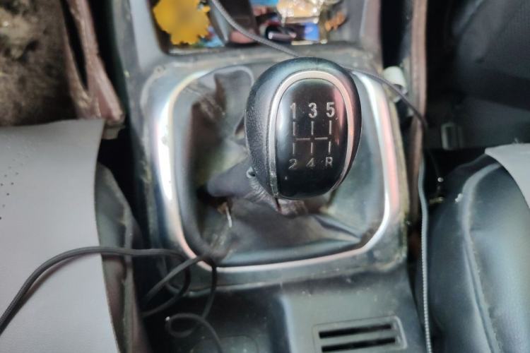 Used CHANGAN OSHAN X70A 2018 1.5L Manual Comfort Model Gear Lever