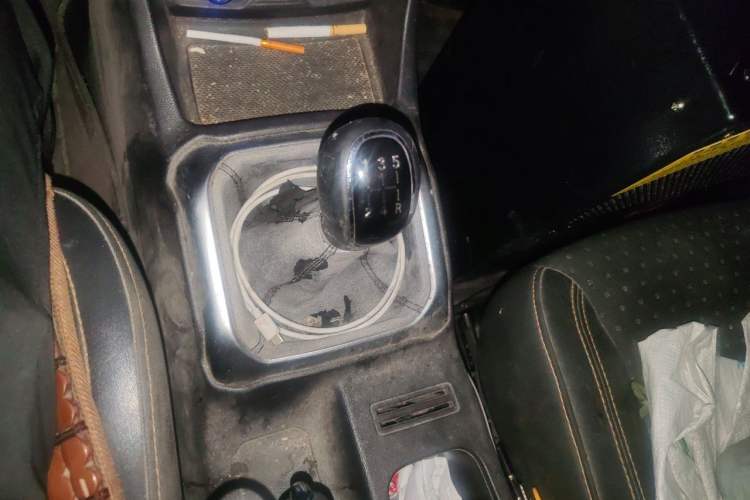Used CHANGAN OSHAN X70A 2018 1.5L Manual Luxury Model Gear Lever