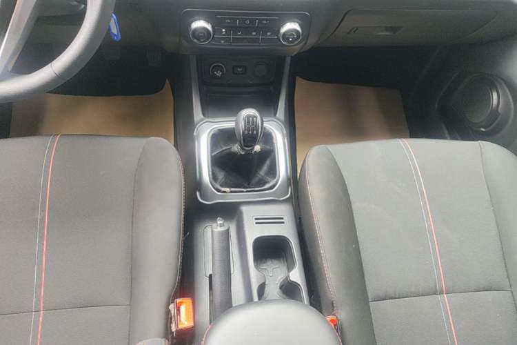 Used CHANGAN OSHAN X70A 2018 1.5L Manual Comfort Model Gear Lever