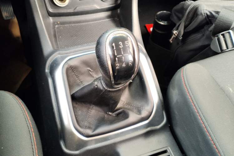 Used CHANGAN OSHAN X70A 2018 1.5L Manual Comfort Model Gear Lever