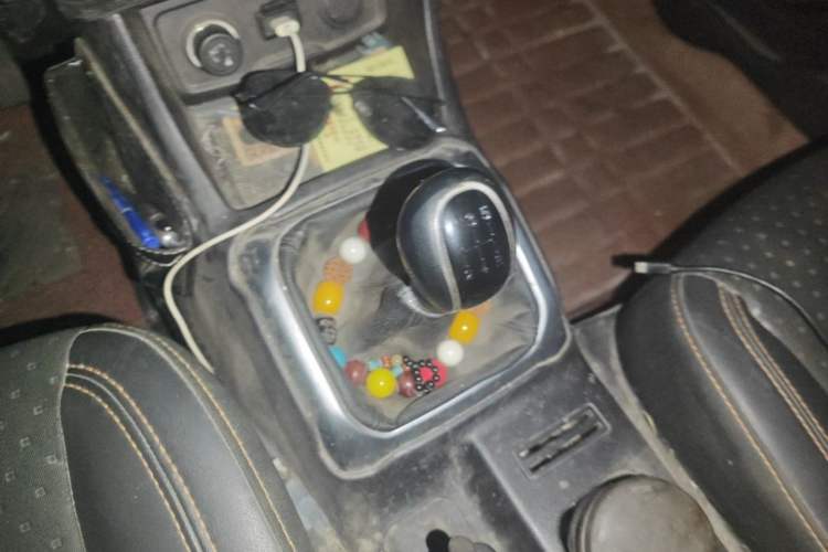 Used CHANGAN OSHAN X70A 2018 1.5L Manual Luxury Model Gear Lever
