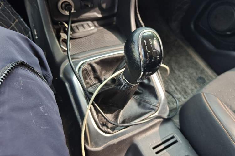 Used CHANGAN OSHAN X70A 2018 1.5L Manual Luxury Model Gear Lever