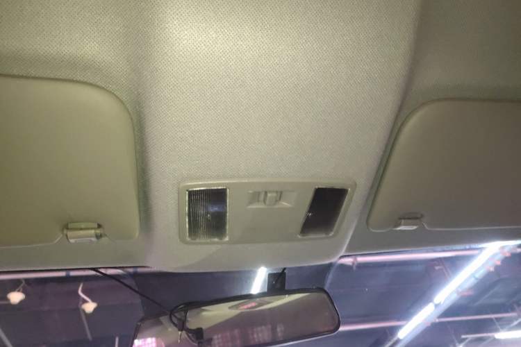 Used CHANGAN OSHAN X70A 2018 1.5L Manual Standard Edition Headliner