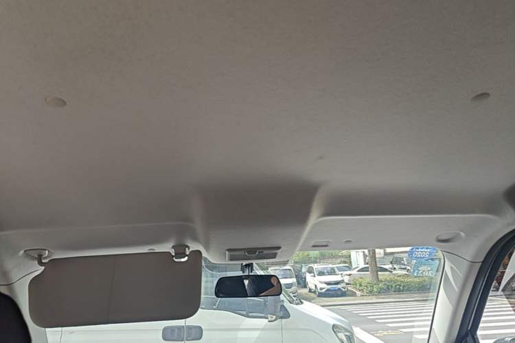 Used CHANGAN OSHAN X70A 2018 1.5L Manual Base Version Headliner