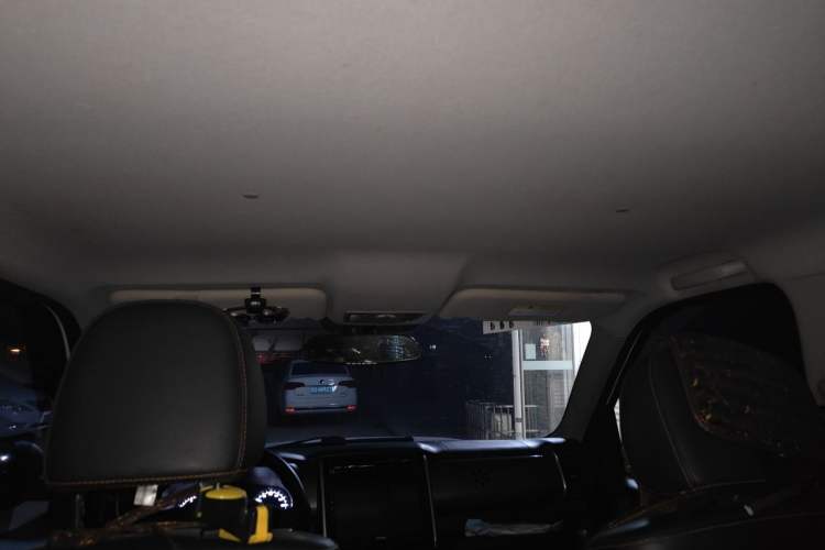 Used CHANGAN OSHAN X70A 2018 1.5L Manual Elite Version Headliner