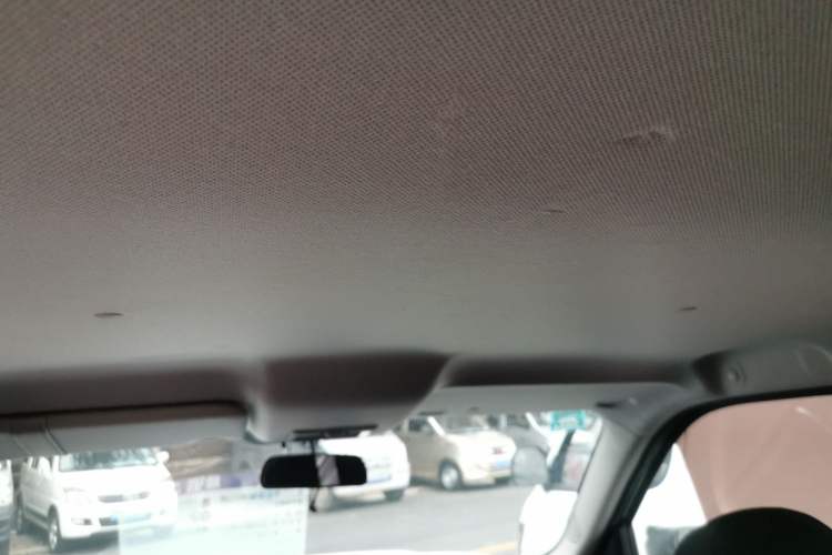 Used CHANGAN OSHAN X70A 2018 1.5L Manual Base Version Headliner