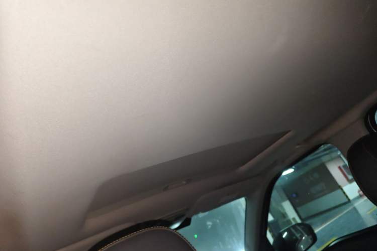 Used CHANGAN OSHAN X70A 2018 1.5L Manual Luxury Model Headliner