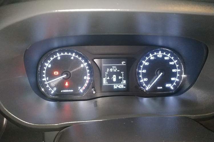 Used CHANGAN OSHAN X70A 2018 1.5L Manual Standard Edition Instrument Cluster