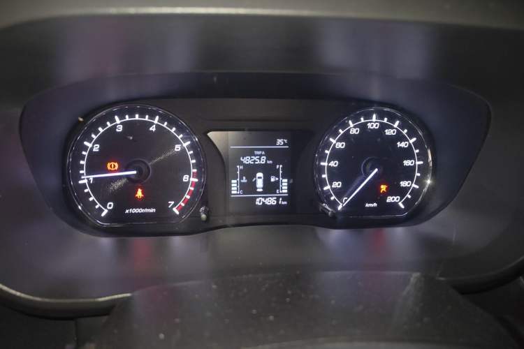 Used CHANGAN OSHAN X70A 2018 1.5L Manual Elite Version Instrument Cluster