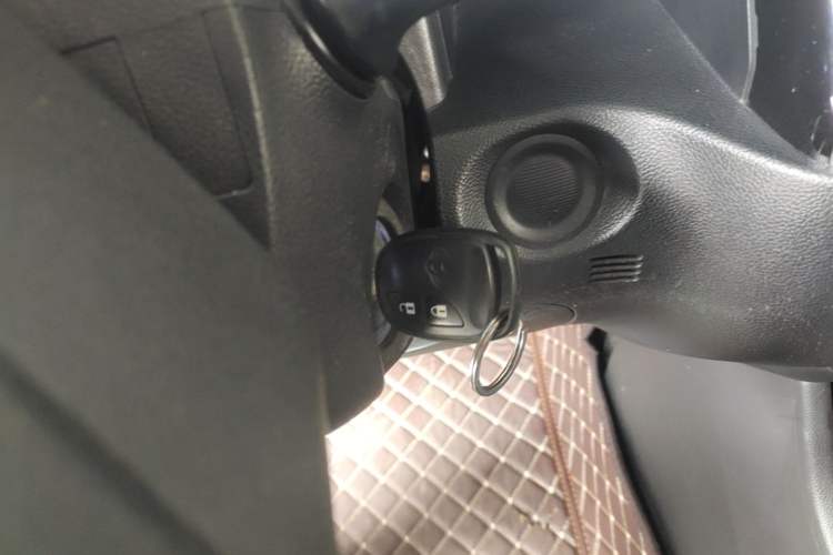 Used CHANGAN OSHAN X70A 2018 1.5L Manual Base Version Interior 1