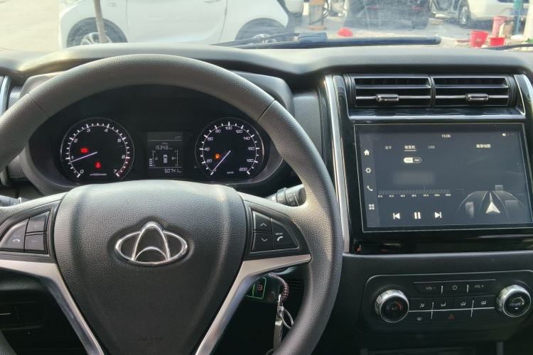 Used CHANGAN OSHAN X70A 2018 1.5L Manual Elite Version Interior 2
