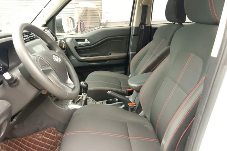 Used CHANGAN OSHAN X70A 2018 1.5L Manual Standard Edition Left Front Seat
