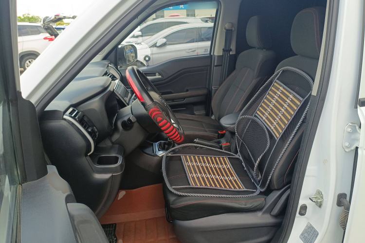 Used CHANGAN OSHAN X70A 2018 1.5L Manual Standard Edition Left Front Seat