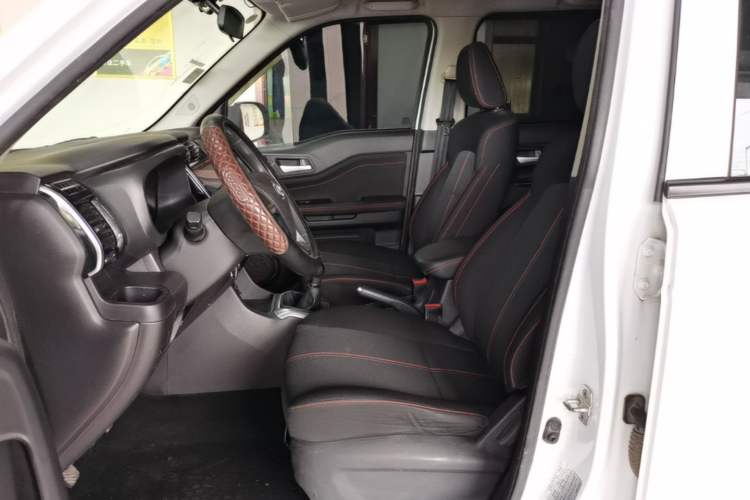 Used CHANGAN OSHAN X70A 2018 1.5L Manual Standard Edition Left Front Seat