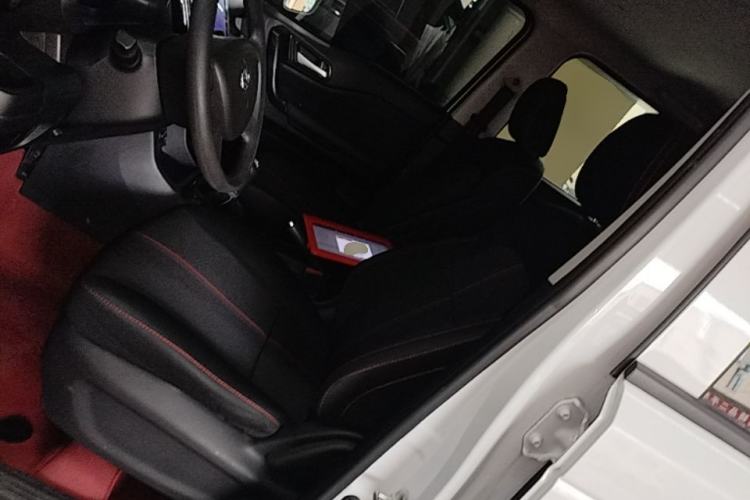 Used CHANGAN OSHAN X70A 2018 1.5L Manual Base Version Left Front Seat