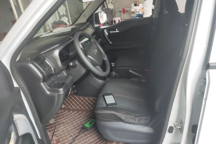 Used CHANGAN OSHAN X70A 2018 1.5L Manual Base Version Left Front Seat