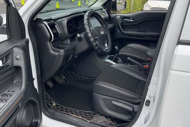 Used CHANGAN OSHAN X70A 2018 1.5L Manual Elite Version Left Front Seat