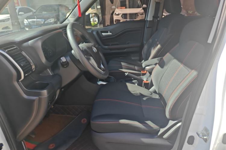 Used CHANGAN OSHAN X70A 2018 1.5L Manual Standard Edition Left Front Seat