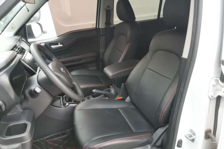 Used CHANGAN OSHAN X70A 2018 1.5L Manual Base Version Left Front Seat