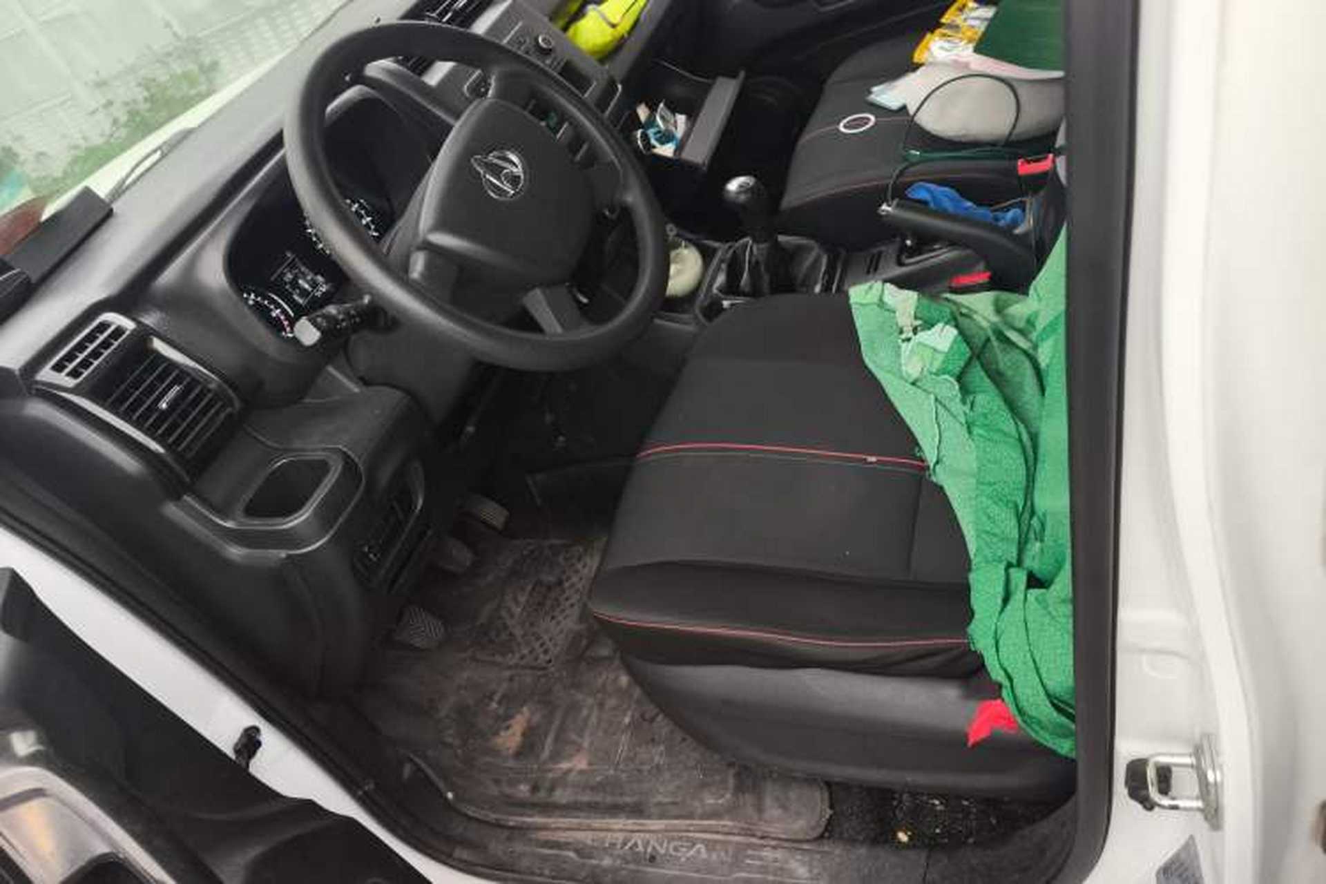 Used CHANGAN OSHAN X70A 2018 1.5L Manual Standard Edition Left Front Seat