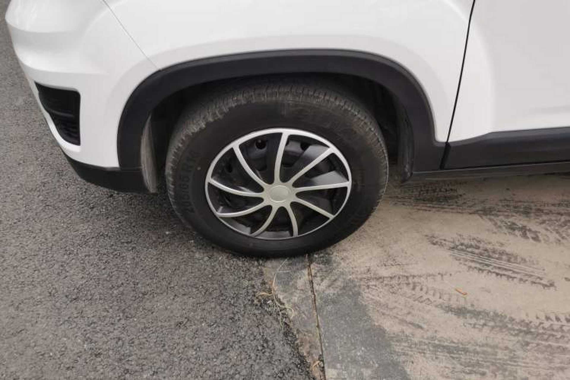 Used CHANGAN OSHAN X70A 2018 1.5L Manual Base Version Left Front Wheel Hub