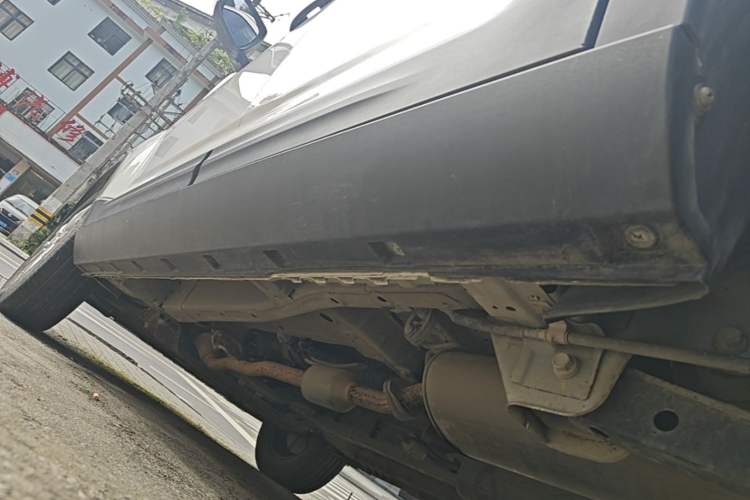 Used CHANGAN OSHAN X70A 2018 1.5L Manual Base Version Left Side Sill