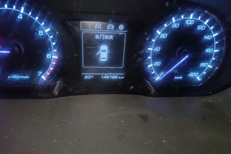 Used CHANGAN OSHAN X70A 2018 1.5L Manual Luxury Model Odometer Close Up