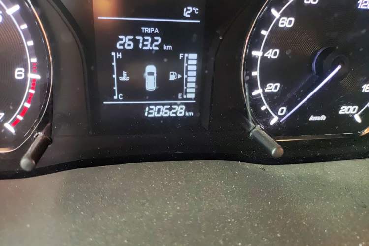 Used CHANGAN OSHAN X70A 2018 1.5L Manual Elite Version Odometer Close Up