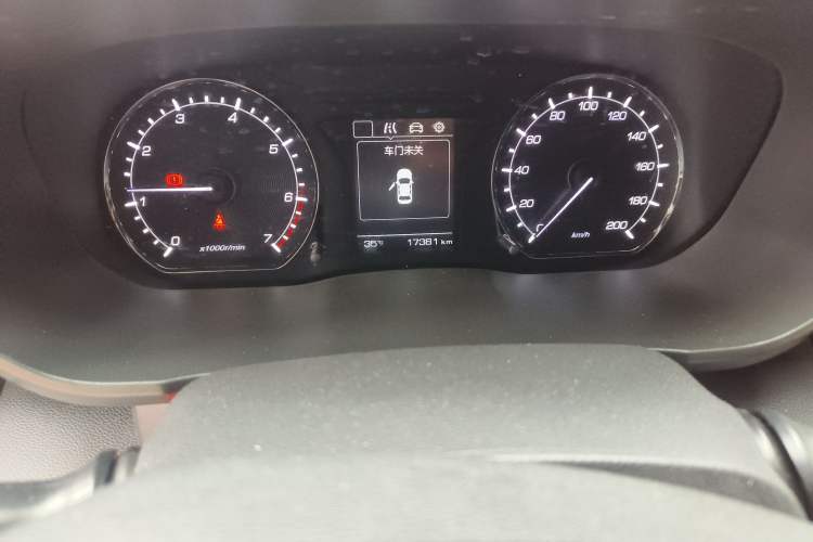 Used CHANGAN OSHAN X70A 2018 1.5L Manual Luxury Model Odometer Close Up