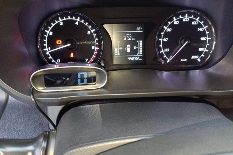 Used CHANGAN OSHAN X70A 2018 1.5L Manual Comfort Model Odometer Close Up