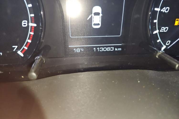 Used CHANGAN OSHAN X70A 2018 1.5L Manual Luxury Model Odometer Close Up